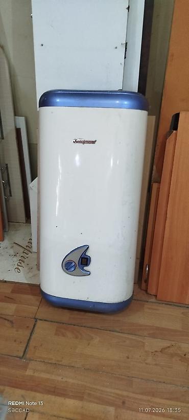 su süzən: Ariston satilir 95azn.100 litirdi.Nerjavikadi.tam islekdi.Unvan — 1
