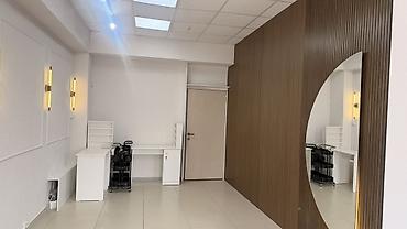 şehir merkezi: Аренда кабинетов в салонах красоты, 40 м², Для бровиста, Для визажиста, Для лешмейкера — 10