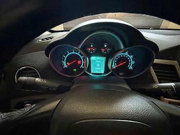 kruz maşın: Chevrolet Cruze: 1.4 l | 2015 il 213000 km Sedan — 8