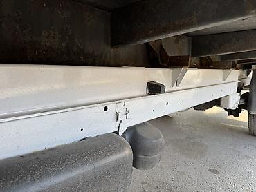 Эвакуаторы: Эвакуатор, Mercedes-Benz, 2005 г., Прямая — 9