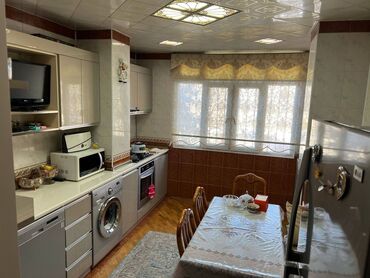 Köhnə tikili: Bakı, 3 otaqlı, Köhnə tikili, m. Qara Qarayev, 90 kv. m — 10