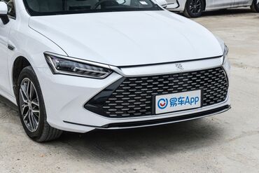 BYD: BYD : 2024 г., 1.5 л, Вариатор, Бензин, Седан