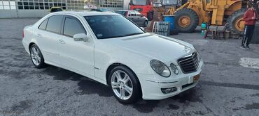 Mercedes-Benz E 220: | 2008 year Limousine