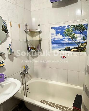 Продажа квартир: 5 и более комнат, 67 м² — 9