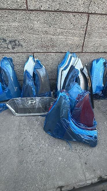 Бампер и комплектующие: Бампер Kia, Оригинал — 88