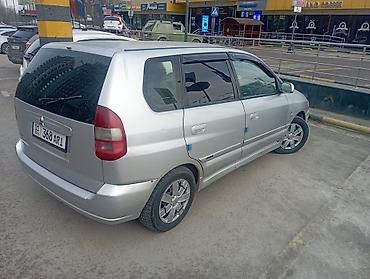 Mitsubishi: Mitsubishi Space Star: 2000 г., 1.8 л, Механика, Бензин, Минивэн — 9