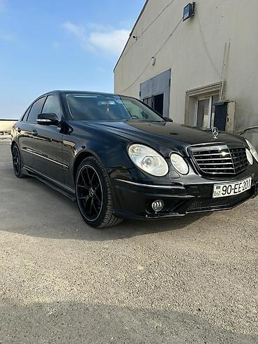 Mercedes-Benz: Mercedes-Benz E-Class: 3.2 l | 2004 il Sedan — 6