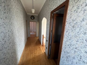 Həyət evləri və villaların satışı: 5 otaqlı, 200 kv. m, Kredit yoxdur, Yeni təmirli -da lalafo.az — 10 Həyət evləri və villaların satışı: 5 otaqlı, 200 kv. m, Kredit yoxdur, Yeni təmirli — 10