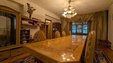 Продажа комнат: 400 м², С мебелью — 4