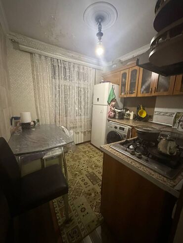 Uzunmüddətli kirayə mənzillər: Nərimanov metrosuyla 2 dəqiqə məsafədə Metroparkın yanında 5 mərtəbəli — 7