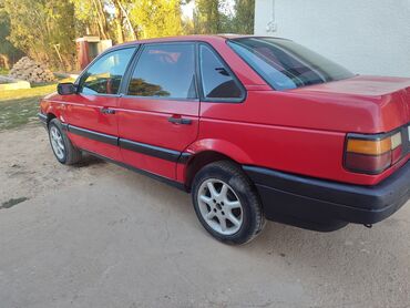 мотоцикл в кредит бишкек: Volkswagen Passat: 1989 г., 1.8 л, Механика, Бензин, Седан