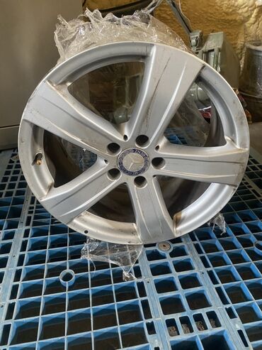 моноблоки мерс: Куйма Дисктер R 17 Mercedes-Benz, 1 даана, тешиктери - 5, Колдонулган