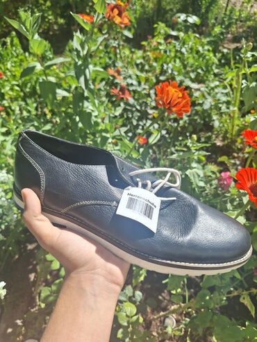 Gležnjače: Ženske kratke čizme – više modela Muške cipele. cena od 30 do 60 — 18