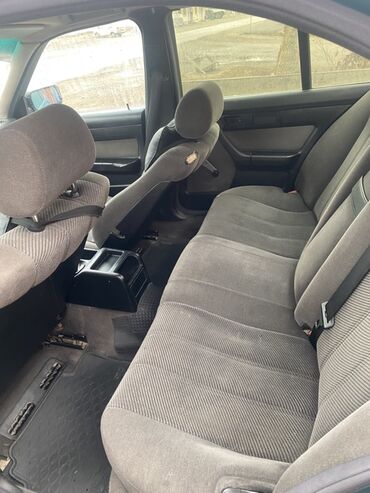 BMW: BMW 5 series: 1991 г., 2 л, Механика, Бензин, Седан — 10