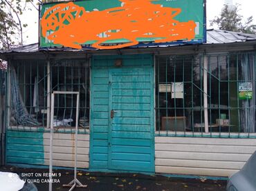 продается коммерческое помещение псо: Обмен на авто, без место. само вывос Характеристики: - Фасад с