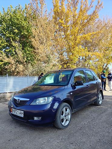 лобовой матиз: Mazda Demio: 2003 г., 1.4 л, Механика, Бензин, Хэтчбэк — 8