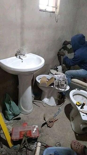 Монтаж и замена сантехники: Монтаж и замена сантехники Больше 6 лет опыта — 5