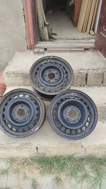Disklər: 15 diametri Mersedes markalı avtomobil üçün disk. Təmiz zavod — 2
