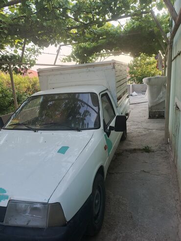 yan güzgü s: Digər nəqliyyat