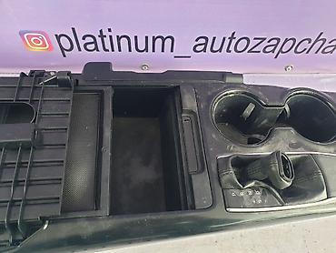 консоль камри: Ящик передней консоли на Toyota Camry 70(Камри). Есть в наличии — 2