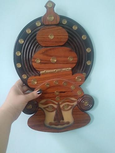 hamam dekoru: Taxta divar dekoru – etnik maska motivli - Material: təbii ağac — 2
