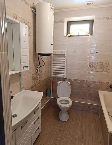 Продажа коттеджей и домов: 🏡 Продаётся 2-этажный частный дом в Арча-Бешике! 📍 Арча-Бешик, первая — 16