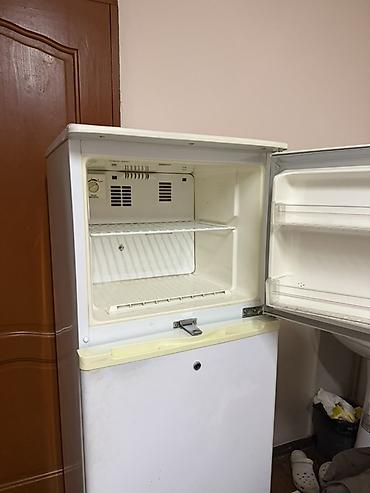 Холодильник, 160 см продаю на запчасти или просто так если нужно