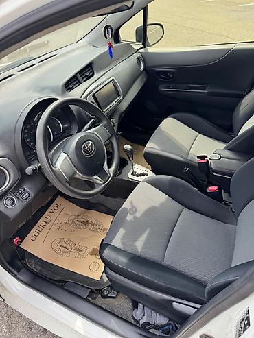 range rover satilir: Toyota Vitz: 1.3 l | 2012 il Hetçbek — 8