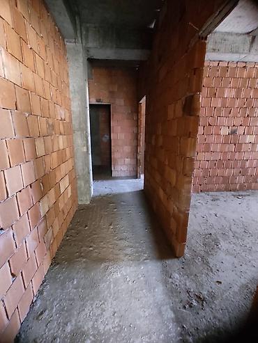 elite: Qara Qarayev metrosunun çıxışı . Rahatlığın məkanı tikinti şirkəti — 10