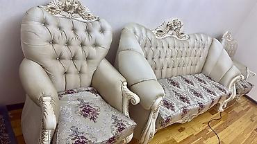 6000: Klassik üslubda 3 nəfərlik divan və 2 ədəd kreslo dəsti. 7 il once — 4
