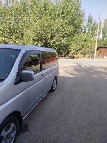 Honda: Honda Stepwgn: 2002 г., Минивэн — 7