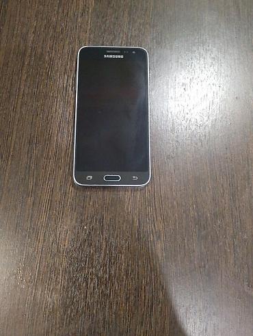 Мобильные телефоны и аксессуары: Samsung Б/у, 8 ГБ, цвет - Серебристый, 2 SIM — 2