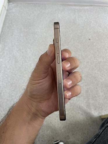 iphone 15 qara: IPhone 16 Pro, 128 GB, Desert Titanium, Face ID — 3