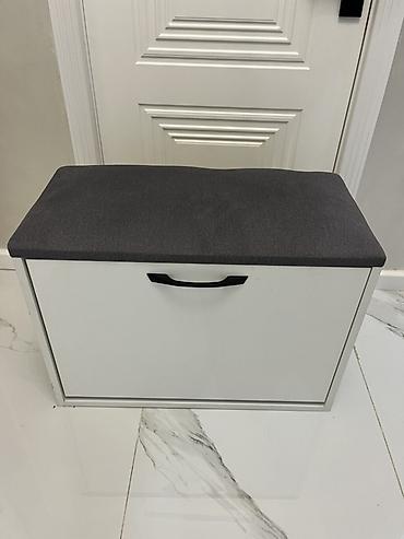 Dolablar: Ayaqqabı oturacağı və dolabı – oturacaqlı komod - Rənglər: ağ korpus — 1