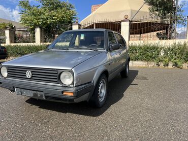 09 машина: Volkswagen Golf: 1990 г., 1.3 л, Механика, Бензин, Хэтчбэк