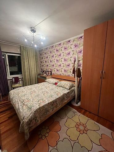 двойной кровать: Двуспальная кровать, Б/у, С матрасом, длина - 200 см — 1