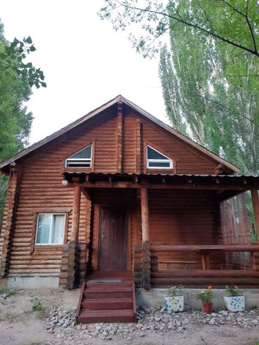 островок иссык куль: Коттедж, Коттедж Кара-Ой (Долинка), Детская площадка, Парковка, стоянка, Бассейн