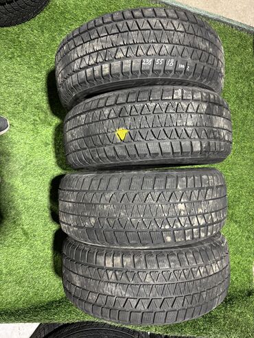 Шины: Шины 235 / 55 / R 18, Зима, Б/у, Комплект, Легковые, Япония, Bridgestone