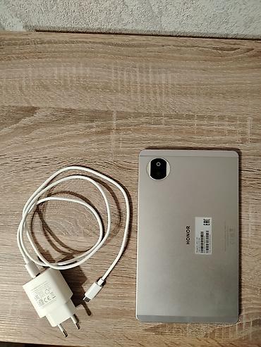 irsad tablet: HONOR planşet + orijinal şarj cihazı və USB‑C kabel - Brend/model — 2