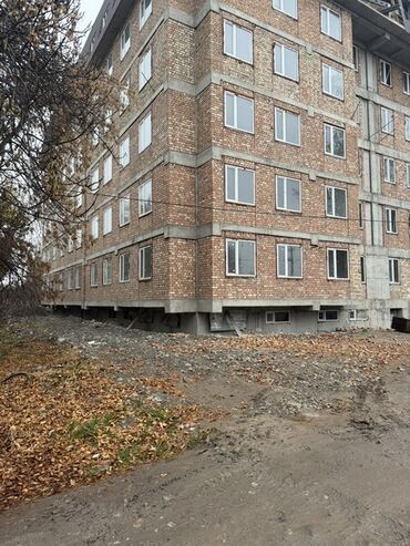 меняю дом на квартиру: Сатам Имарат, 56 кв. м