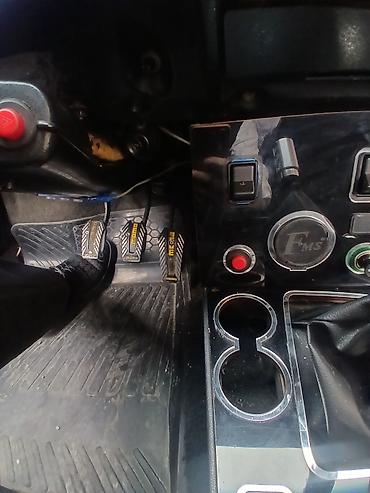 VAZ (LADA): Model: Lada (VAZ) 2107, ağ rəng, sedan gövdə Əsas xüsusiyyətlər: - — 10