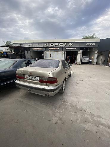 подвыкуп машина: Toyota Carina: 1994 г., Механика, Бензин, Седан — 3