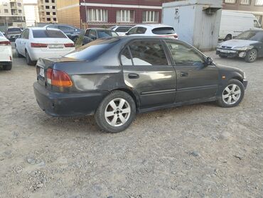 honda civic дверь: Honda Civic: 2000 г., 1.6 л, Механика, Бензин, Хэтчбэк