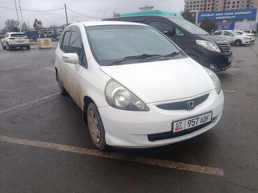 Honda: Honda Fit: 2005 г., 1.3 л, Вариатор, Бензин, Хэтчбэк