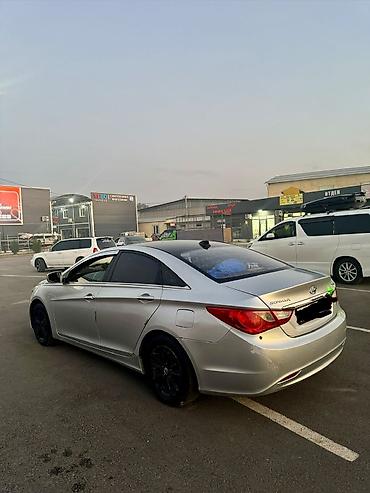byd e6: Hyundai Sonata: 2011 г., 2 л, Автомат, Газ, Седан — 9