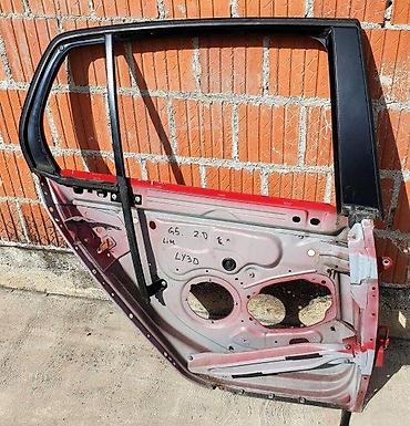 polo auto: GOLF 5 ZADNJA DESNA VRATA RAM CRVENA LY3D | Zadnja desna vrata ram — 2