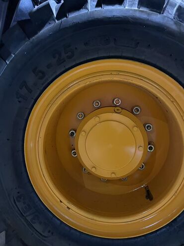 Погрузчики: Погрузчик, 2024 г., Колесный, Ковшовый — 2