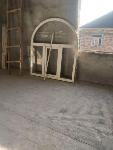 Plastik pəncərələr: İşlənmiş İkiqat şüşə paketi Plastik pəncərə, Еni: 140 sm, Uzunluğu: 160 sm — 10