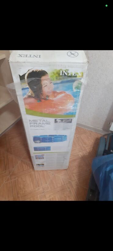 eqa shoes qarayev unvan: Basenni usaq böyük üçün uzunluqu 3metr dərinliyi 76cm az işlənib