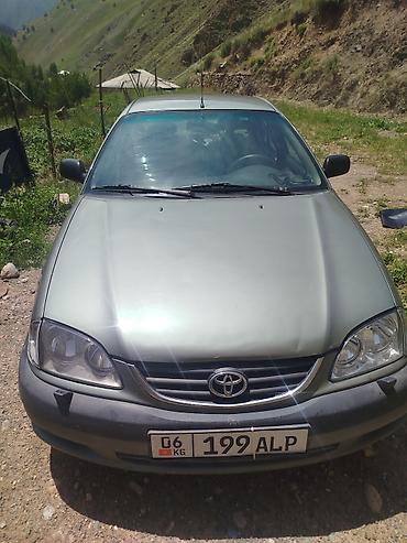 авто ярис: Toyota Avensis: 2002 г., 1.8 л, Механика, Бензин, Седан — 1